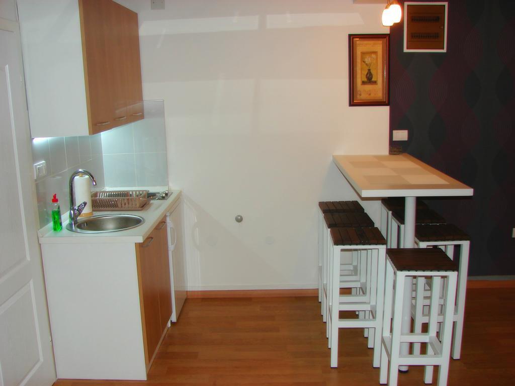 Kona Apartment Belgrad Zimmer foto